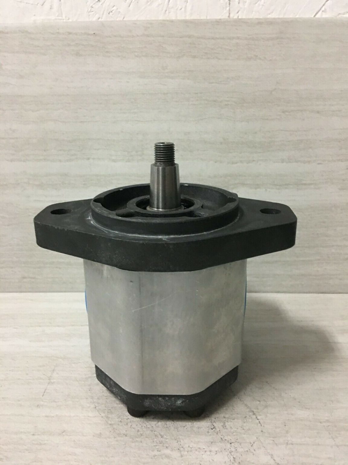 DOWTY 2P3090CTSSB HYDRAULIC GEAR PUMP